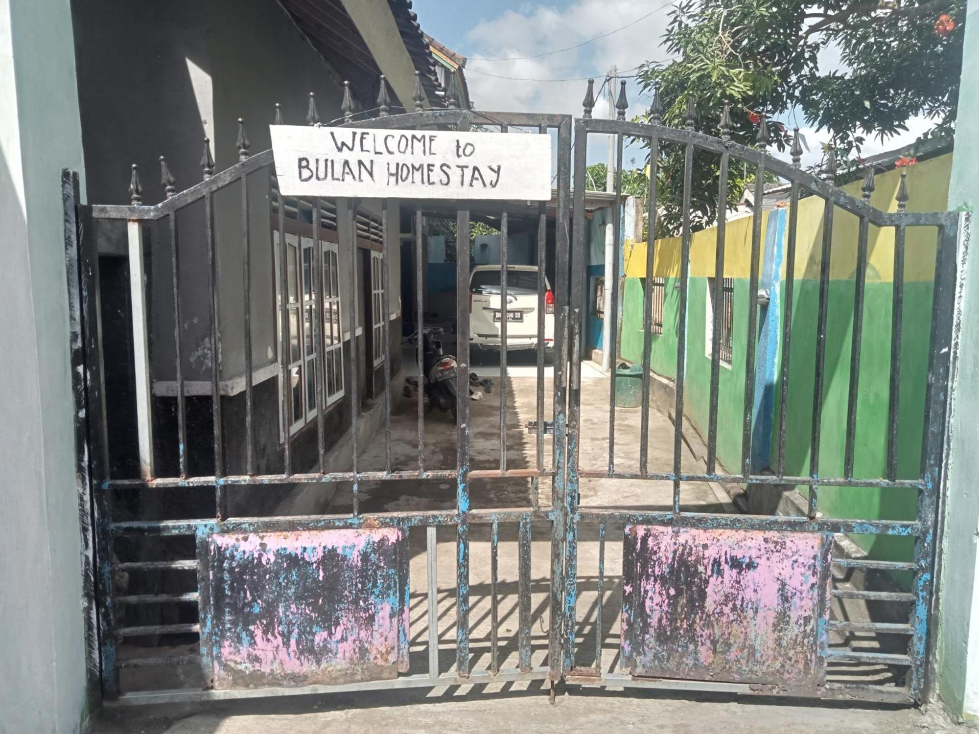 Bulan Homestay Plambi المظهر الخارجي الصورة